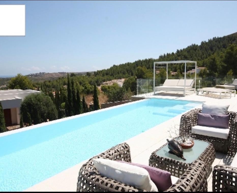 Infinity Villa *
